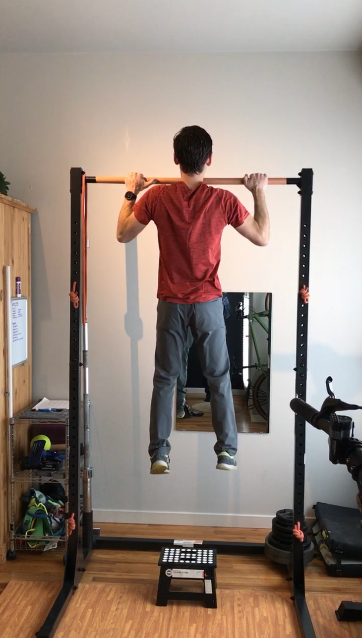 Wide L sit pull-up with neutral turn - Exercise level intermediate