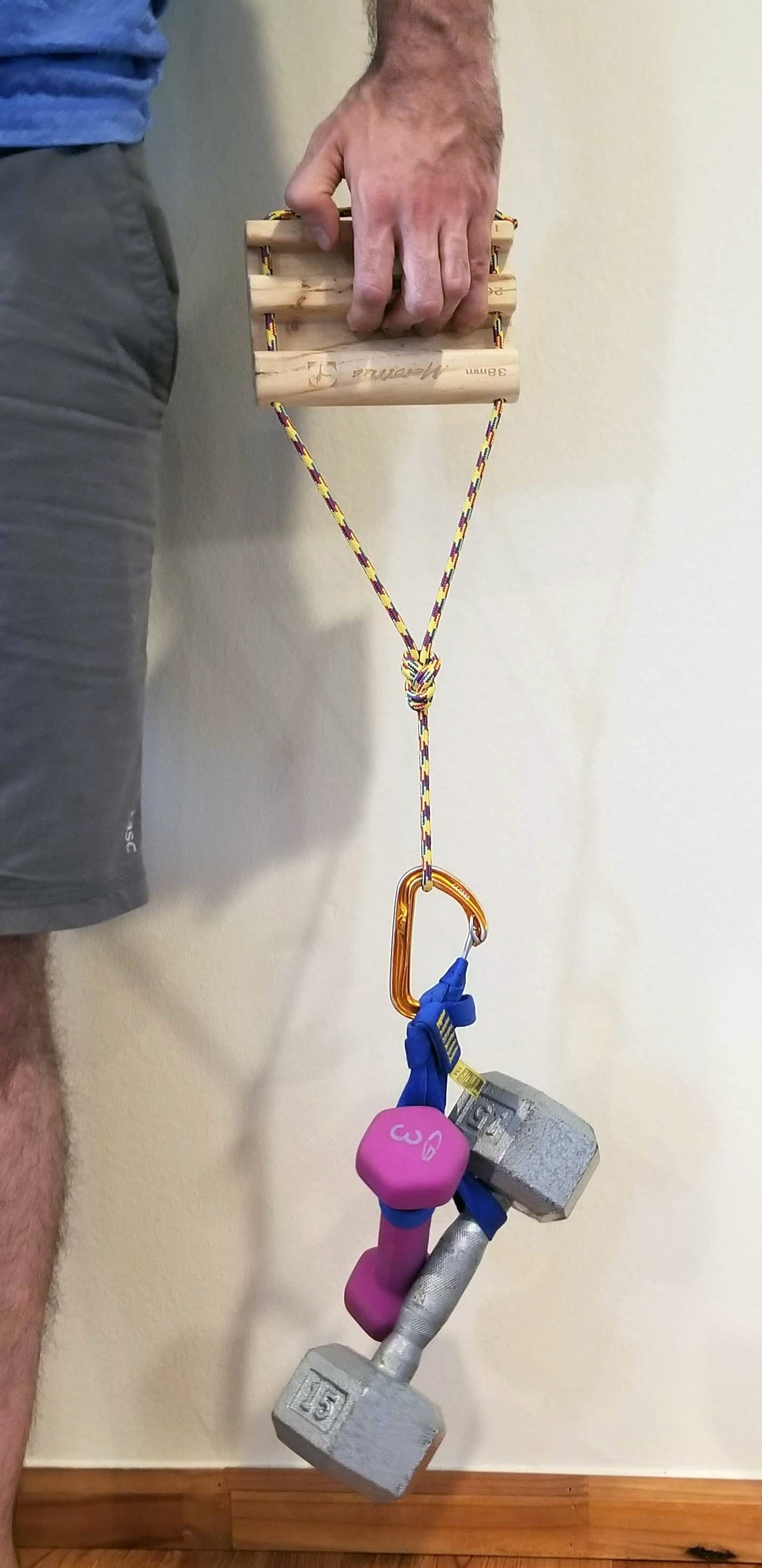 Can I a hook for bands/pulleys straight into the door frame? :  r/hangboardtraining