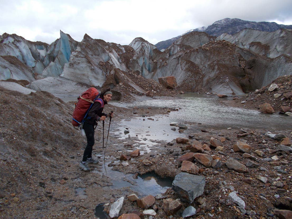 loading, glacier None