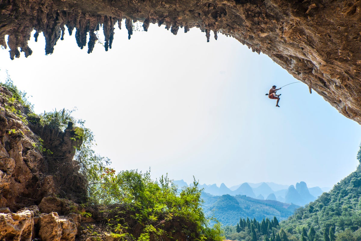 Understanding Fall Factors in Rock Climbing Climbing