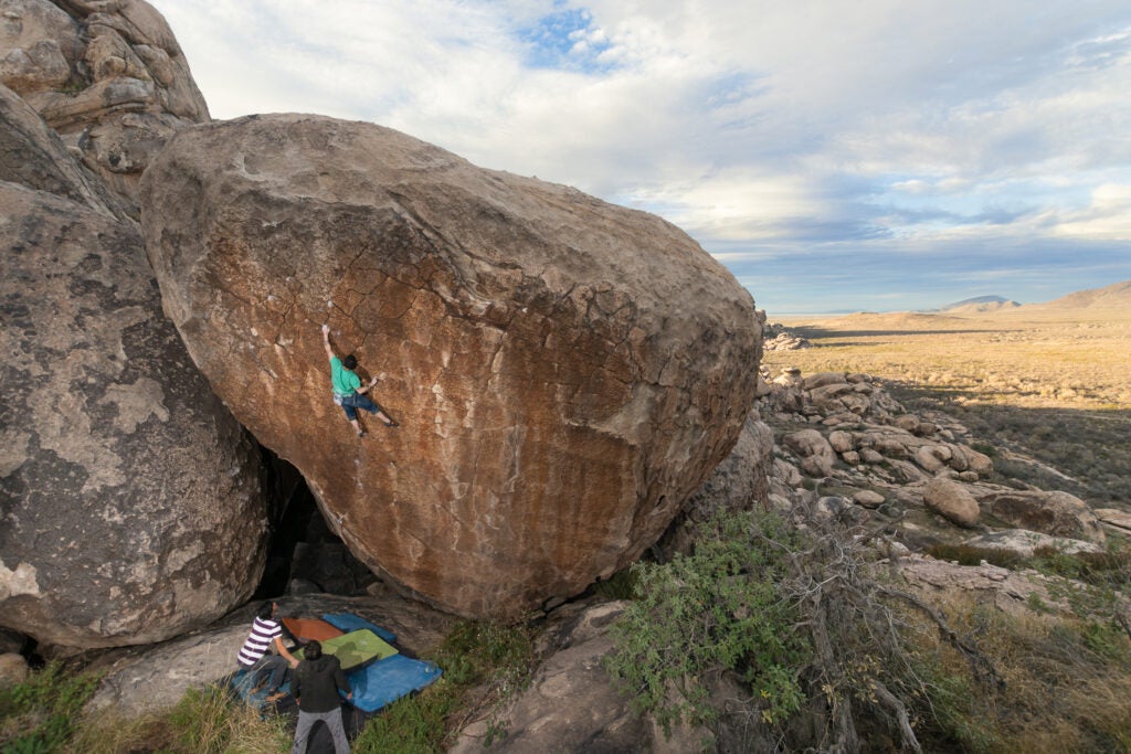 Stop Hurting Yourself. 15 Tips for Injury-Free Bouldering Stop Hurting Yourself. 15 Tips for Injury-Free Bouldering