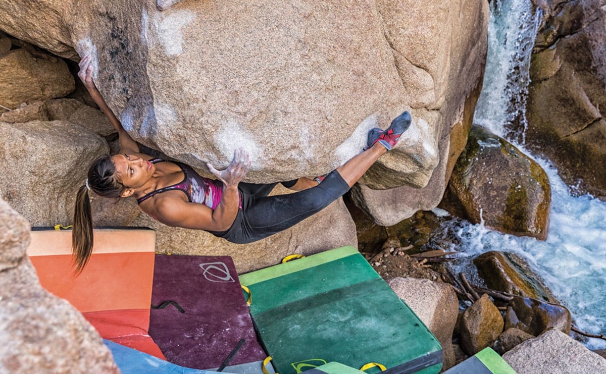 How to Train Bouldering Strength for Women Climbing