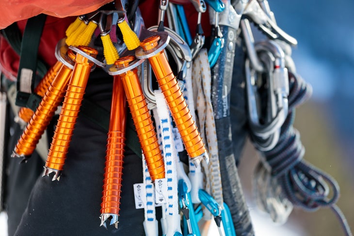 How to Safely Lead an Ice Climb - Climbing