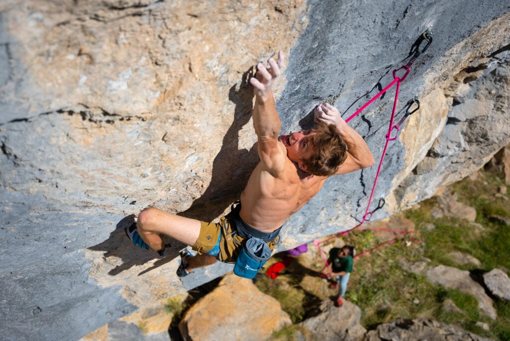 Video: Seb Bouin Climbs 5.14d on French Limestone - Climbing