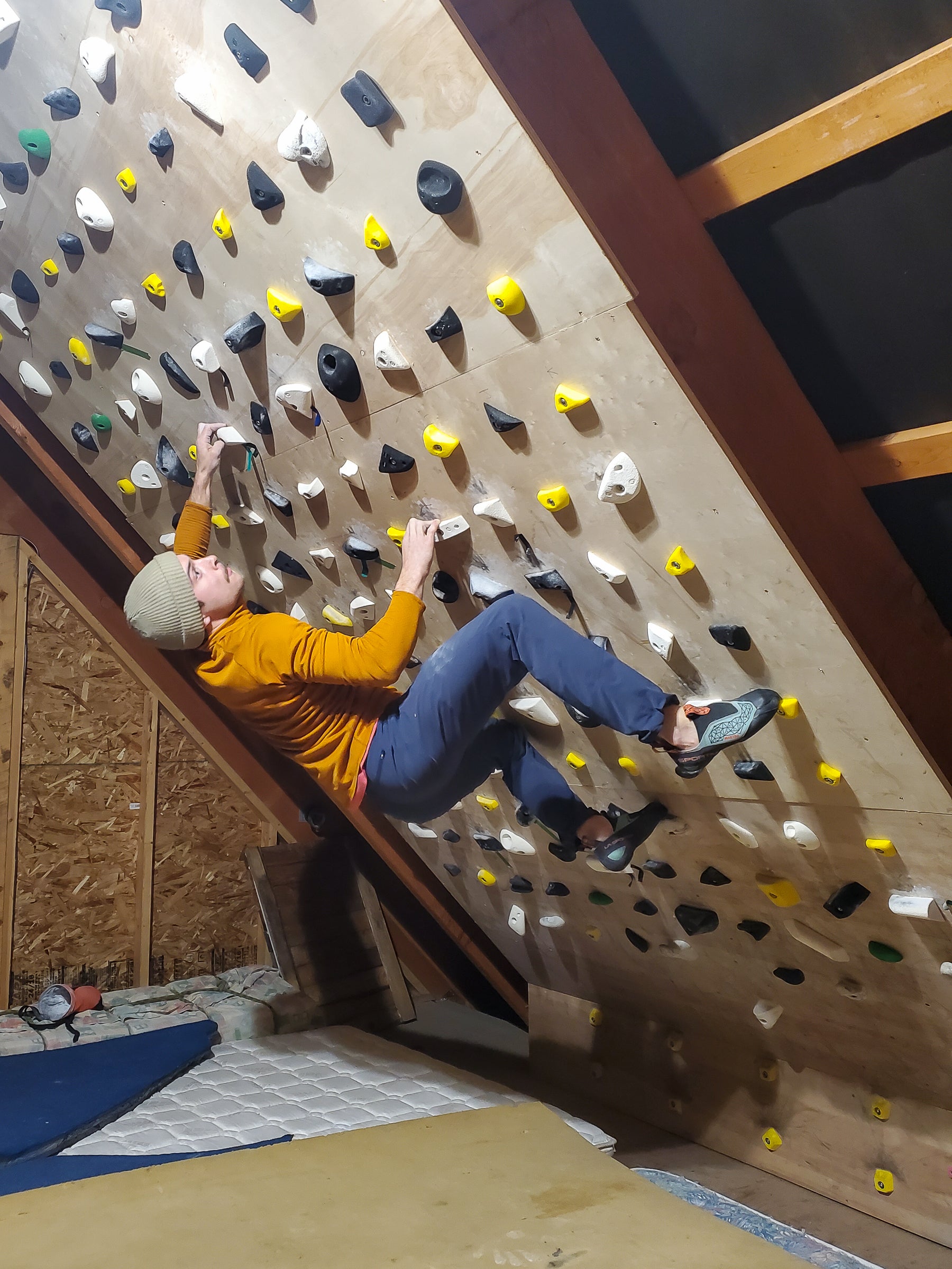 La Sportiva Mantra Best Gym Climbing Shoe - Climbing