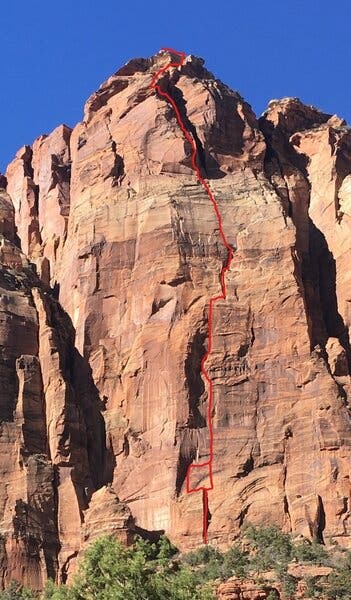 The approximate line of the free Crack in the Cosmic Egg, showing the two free-climbing variations on pitch two.