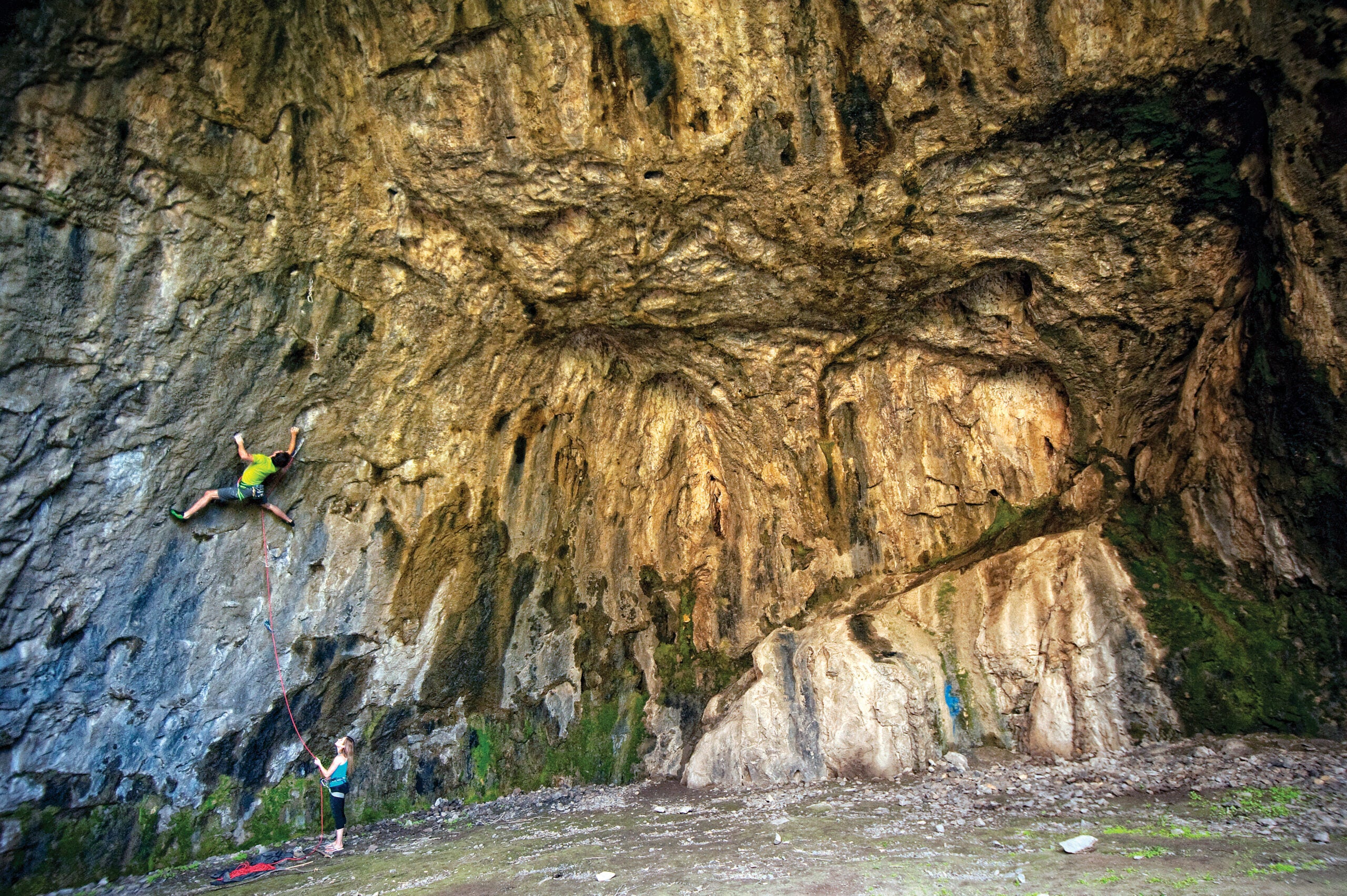 Rock Climbing in Rifle Mountain Park - Climbing