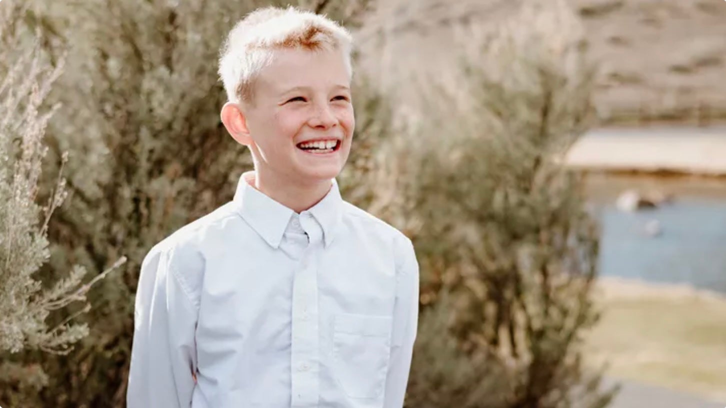 Oregon boy who survived 50ft fall from a cliff pictured after momdied  trying to save him