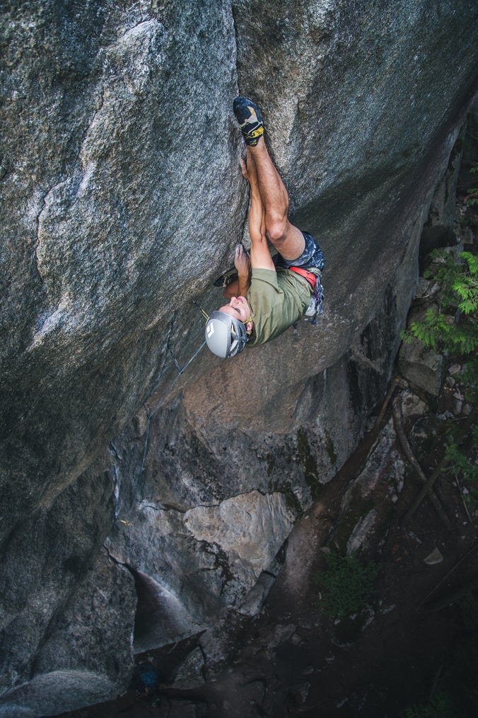 Connor Herson heel hooks the lip of Squamish's Cobra Crack