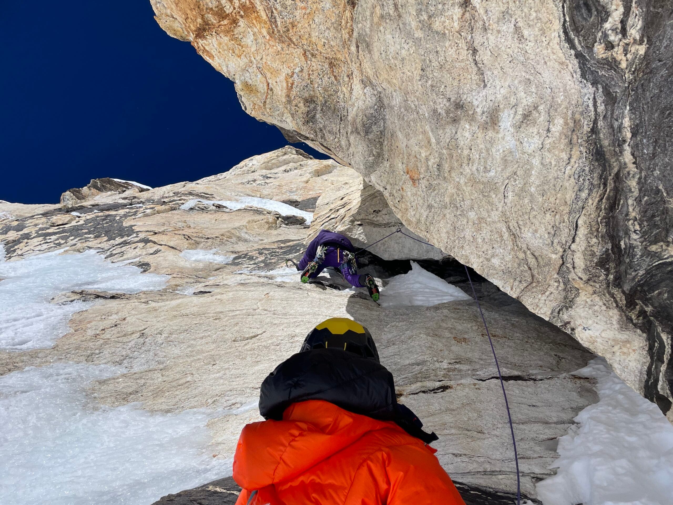 Marvell leads the last technical pitch before the summit at ~7,650m (25,000ft).