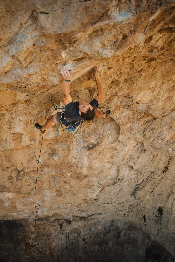 Jonathan Siegrist crimping and jumping through the upper crux of Anemology