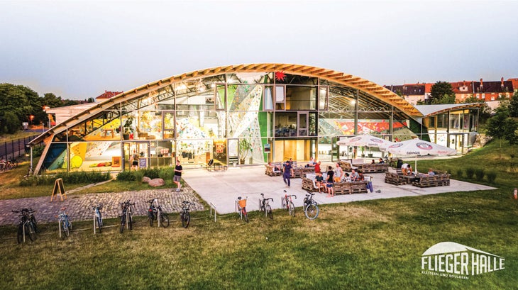 Fliegerhalle climbing gym