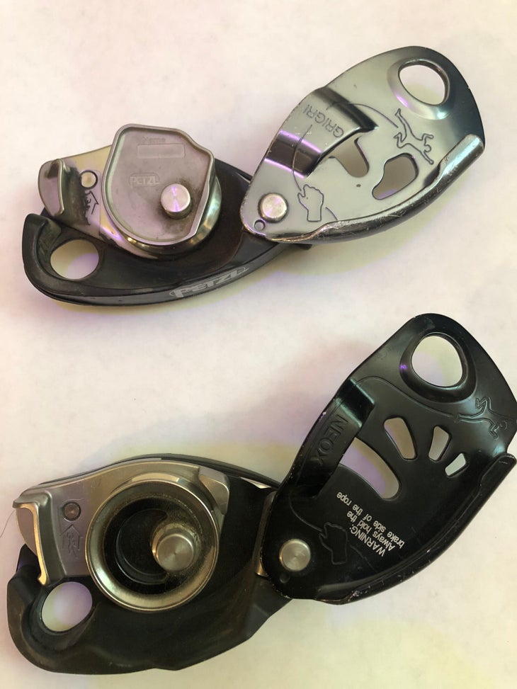 Side-by-side comparison of the Petzl Neox and Petzl Grigri.