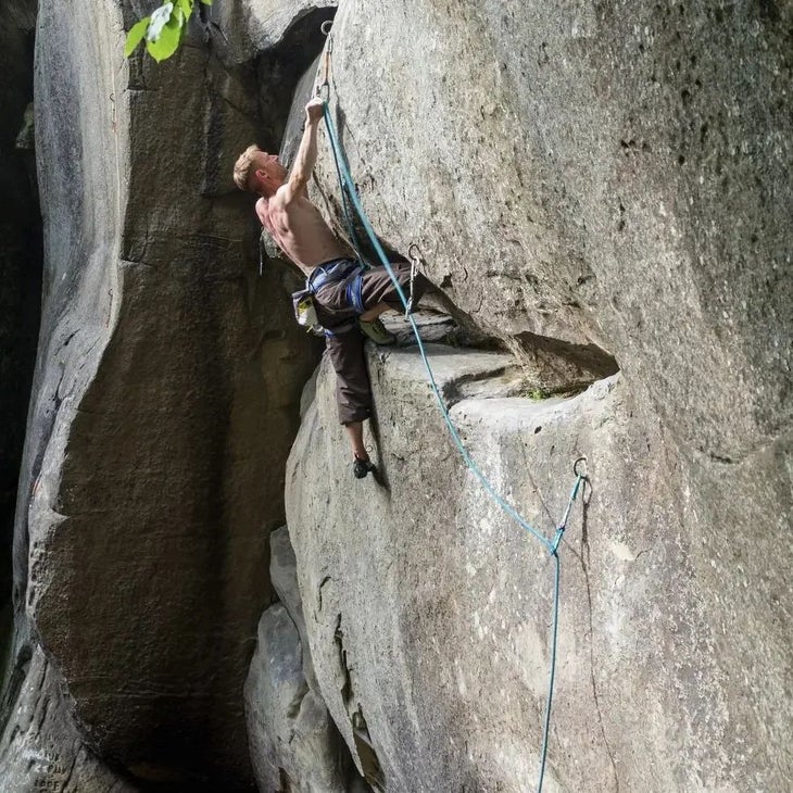 Maksym Petrenko climbing