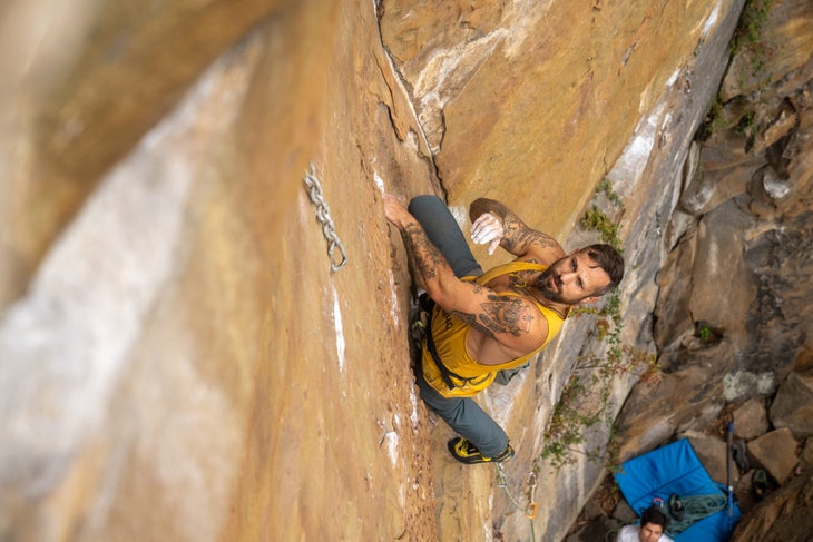 The main attraction for Kozzybear is about a third of the way up, where there’s a large system of what folks have taken to calling “honeycomb pockets.” To call them pockets is a bit of a misnomer though. They sit away from the wall, attached in a way I don’t fully comprehend, allowing for a full finger wrap around the brittle-looking but surprisingly strong formation.