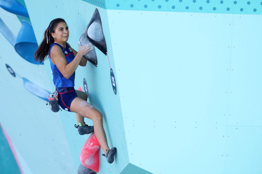 natalia grossman in bouldering competition