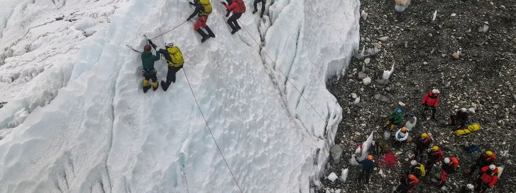 climbers on everest
