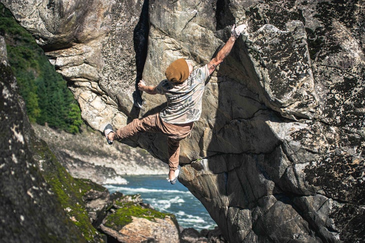 Alex Stewart sends Achelous Direct (V6) boulder in the Fraser Canyon.