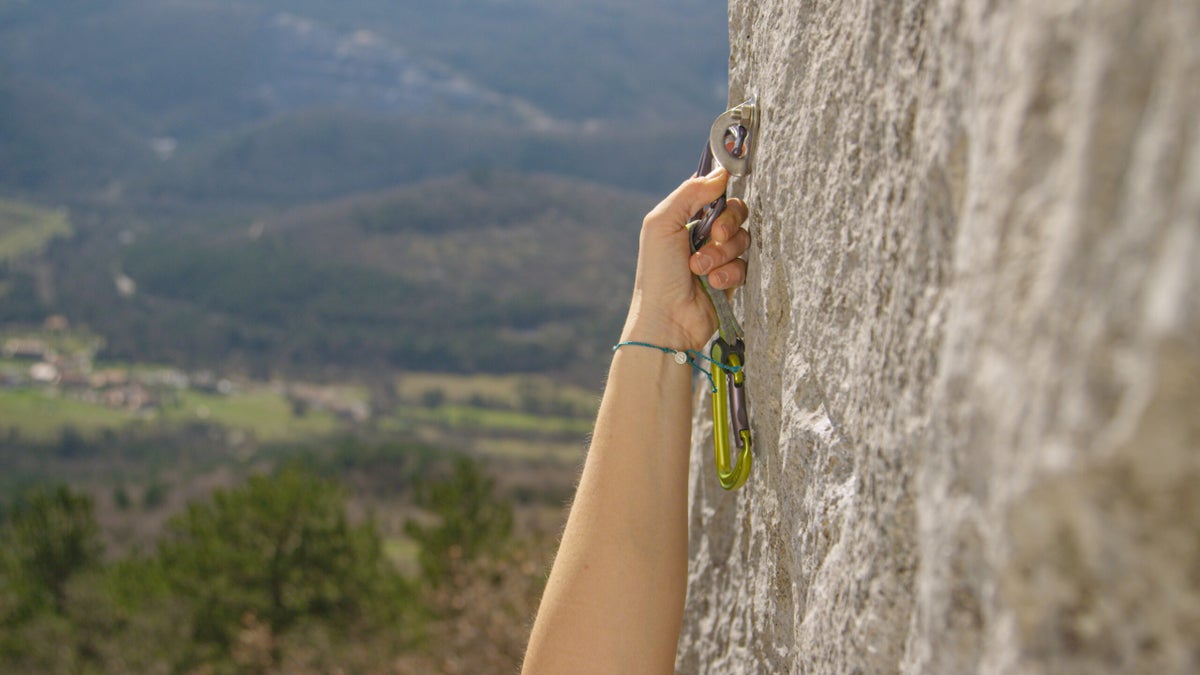 Does It Really Matter Which Way Your Quickdraws Face?