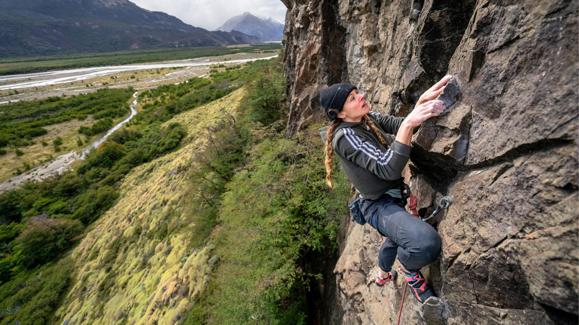 La Sportiva Skwama Lite Climbing Shoe, Reviewed