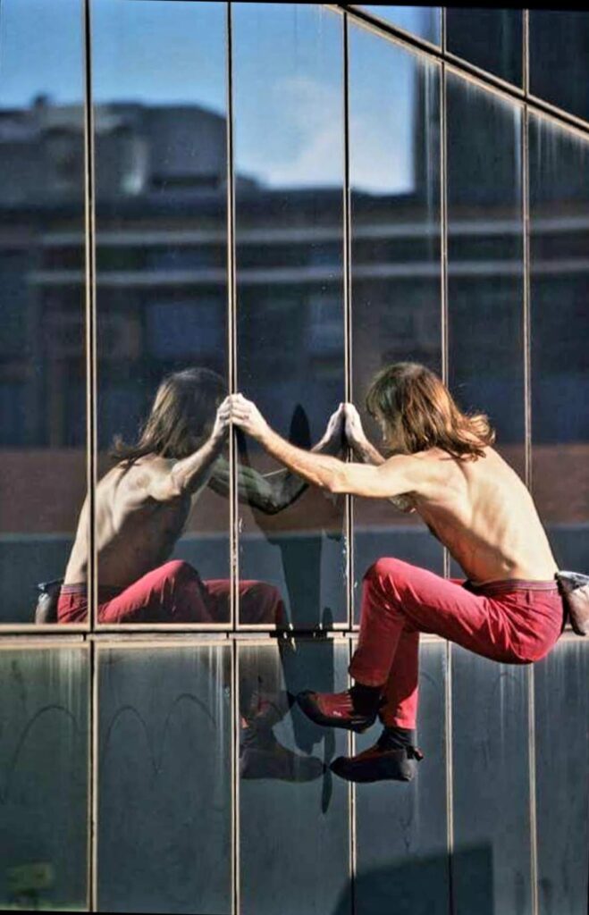 kkkk　Alain Robert 1990 BB Climber Alain Robert on Free Soloing, Death and Quantum Physics