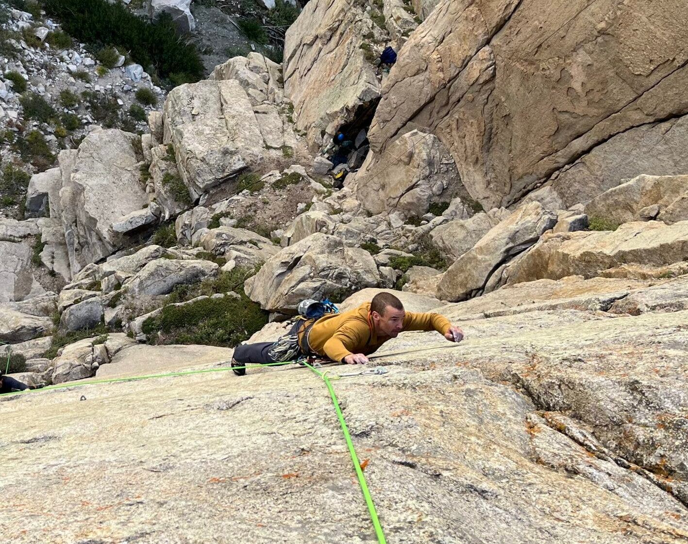 Josh Wharton fix and follows the first pitch of Stone's Throw (5.11d; 4 pitches) in Pine Creek Canyon, California.