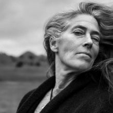 Lynn Hill black and white