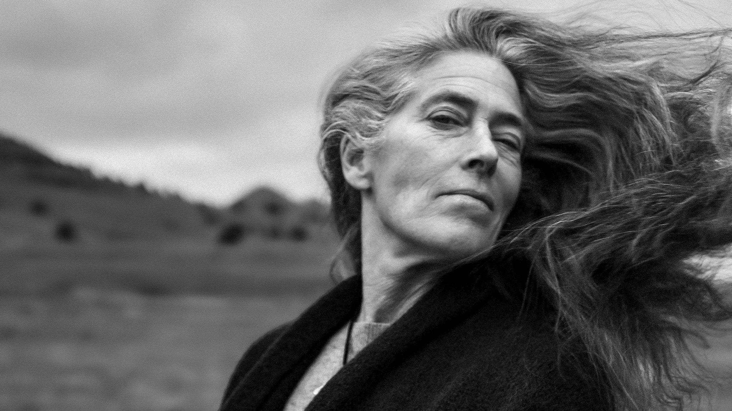 Lynn Hill black and white