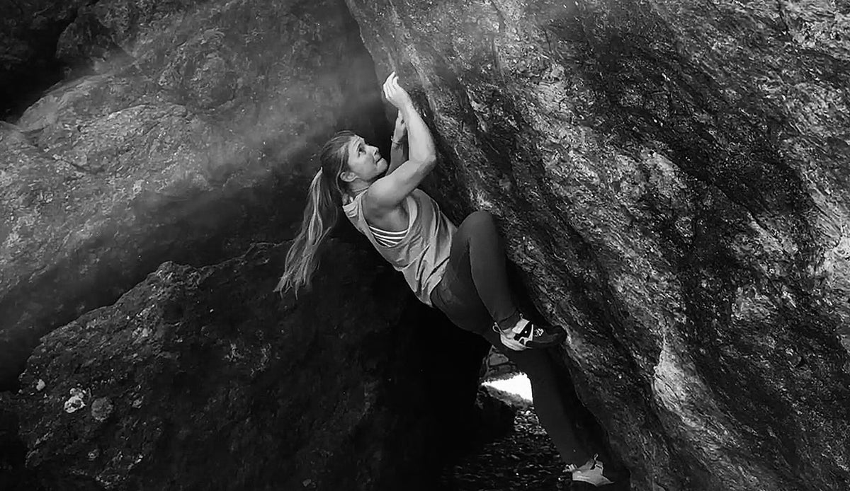 Do Men Climb More Bravely Than Women?