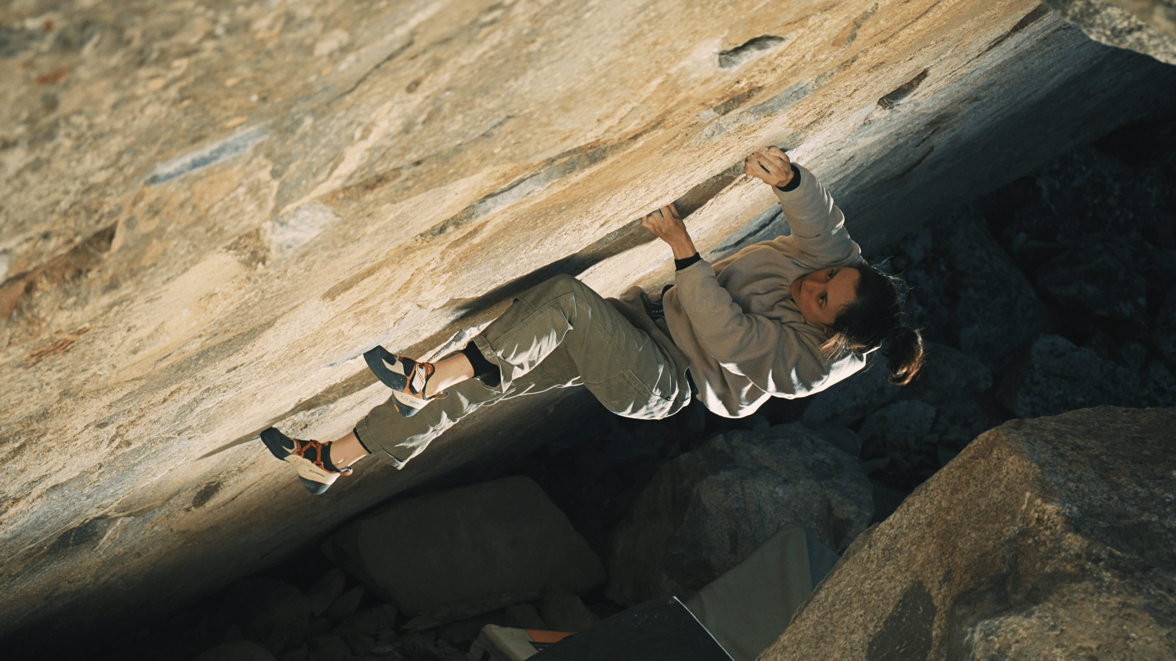 Katie Lamb makes the first ascent of Yosemite V15 130 BPM.