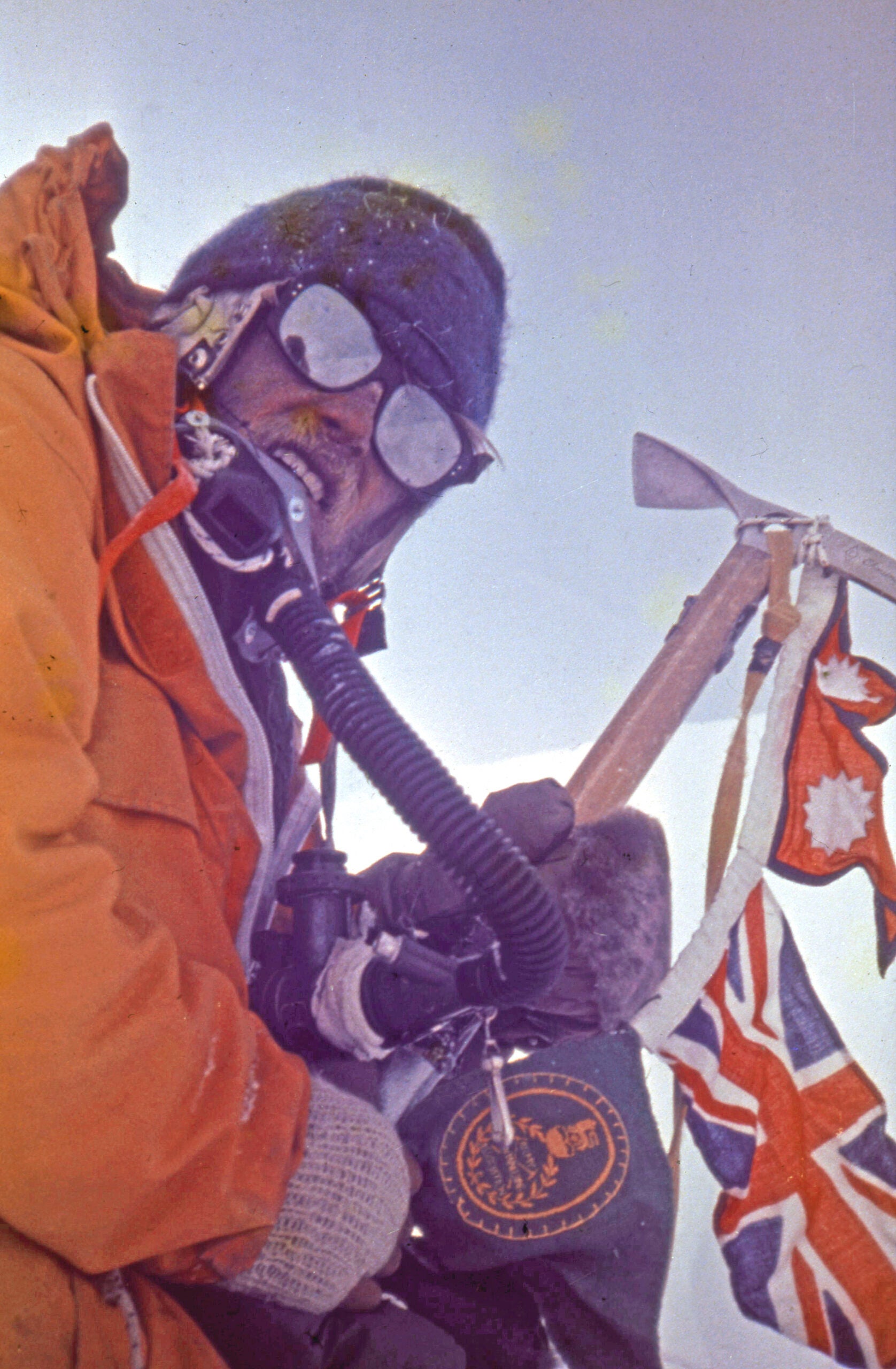 The Story of Mount Everest's First Death Zone Rescue - Climbing