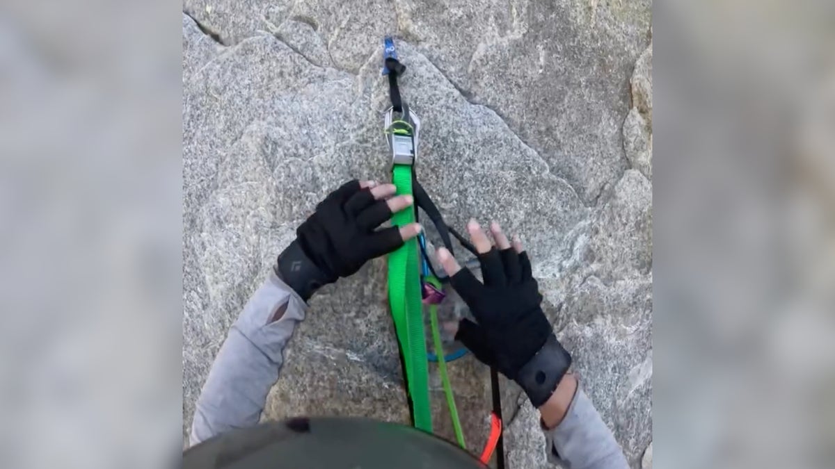 El Cap Aid Climber Survives Near Factor-2 Fall Caused by Broken Flake