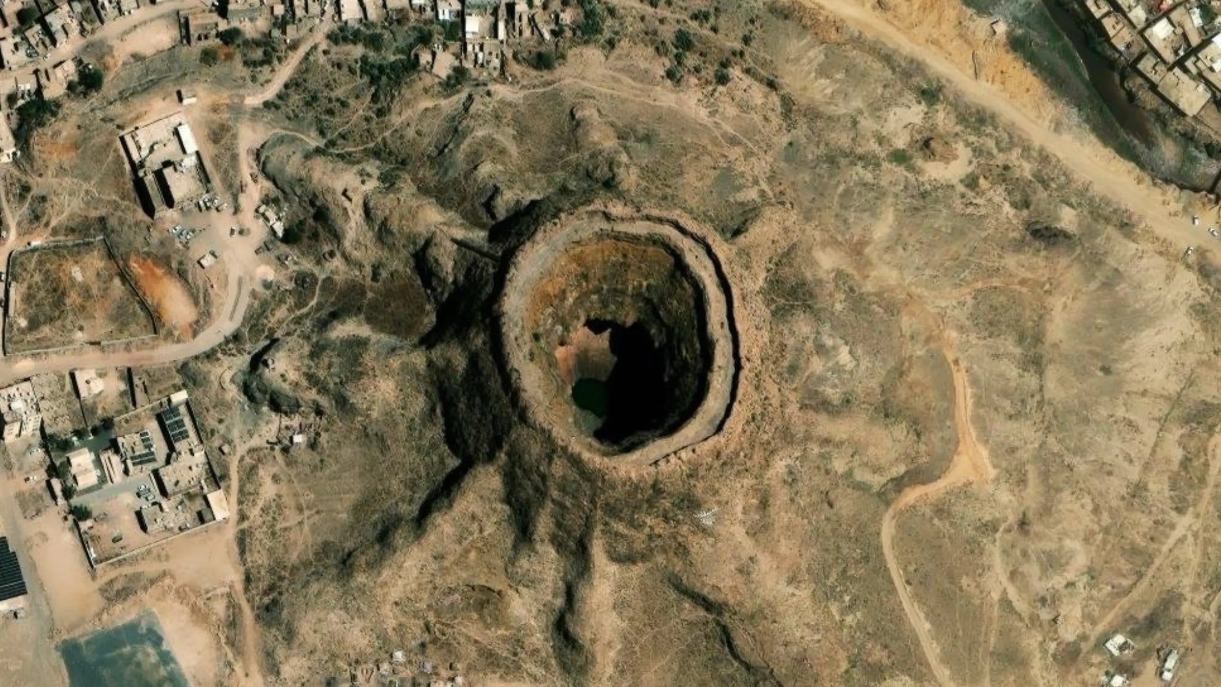Hardah Dam volcanic crater in Yemen