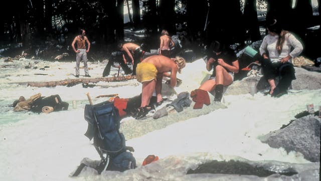 In 1976, a Plane Crashed Into a Frozen Lake in Yosemite. Chaos Ensued.
